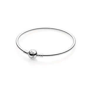 Genuine PANDORA Moments Bangle; 8.3 inches